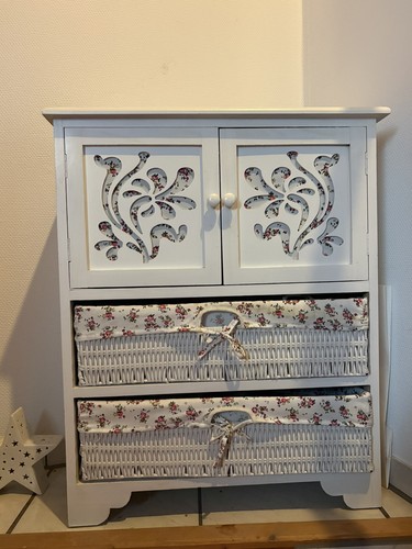 Schrank rustikal