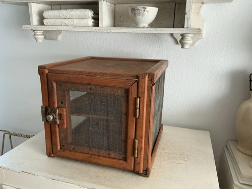 Alte kleiner fliegenschrank - kleiner,